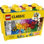 LEGO Classic vahva suur mängukast innustab oma paljude akende ja ustega majade