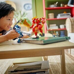 et mängida lahinguid nelja NINJAGO® tegelaskujuga
