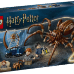 Mängi selles lastele mõeldud LEGO Harry Potteri komplektis. maagilisi lugusid keelatud metsas koos hiiglasliku ämbliku Aragogi