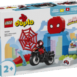 Väikelapsed moodustavad selles peenmotoorikat arendavas LEGO DUPLO mootorratta mänguasjas Spiniga meeskonna