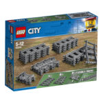 Reisi ükskõik kuhu LEGO® City mitmeti seatavate rööbaste abil!