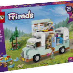 See lõbus mänguasi lastele avab matkareiside maailma ning komplektis on 3 LEGO Friends tegelaskuju ja tuhkrufiguur.
