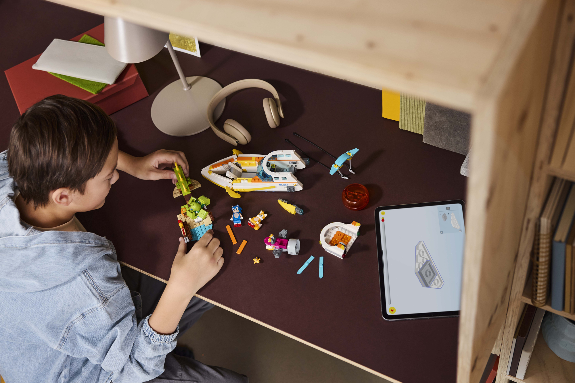 2 minifiguuri ja palju muud.