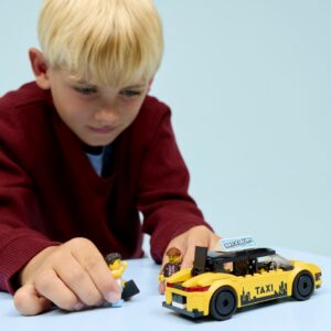 LEGO City Kollane takso